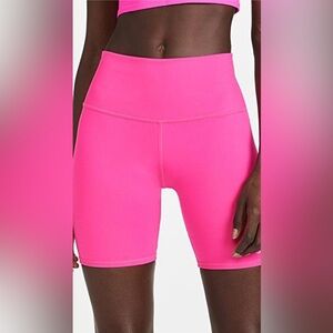 ALO Yoga Airbrush High Waist 5” Pink Summer Biker Short, size XS